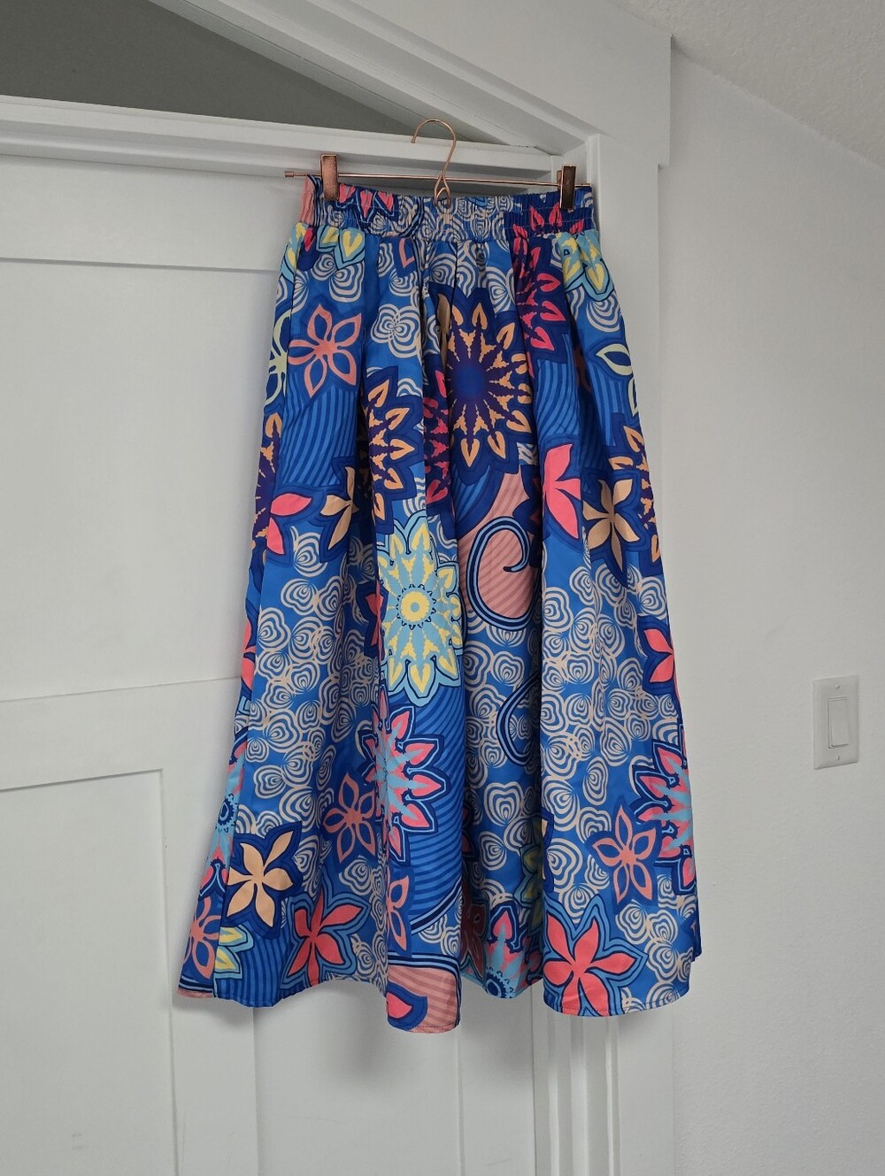 Boutique Eccentric Floral Midi Maxi Skirt in Blue - Picture 6 of 11
